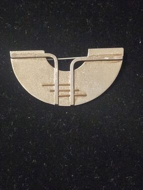 VNTG  Sterling Silver Half Circle Brooch  Signed 925 Silver Marked STERLING 16g